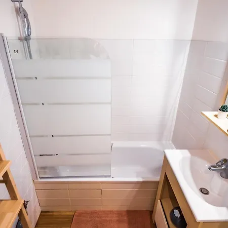 Apartment La Dalbigny - T2 Classe 3 Etoiles 100 M Du Parking Annecy